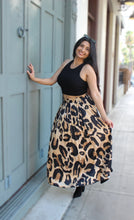 Load image into Gallery viewer, Lucy Leopard pleated skirt