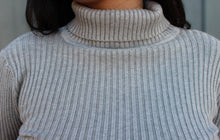 Load image into Gallery viewer, Halsey’s Long Sleeve- Grey