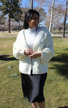 Load image into Gallery viewer, Ophelia Chunky Cardigan