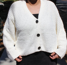 Load image into Gallery viewer, Linas Comfy Cardigan
